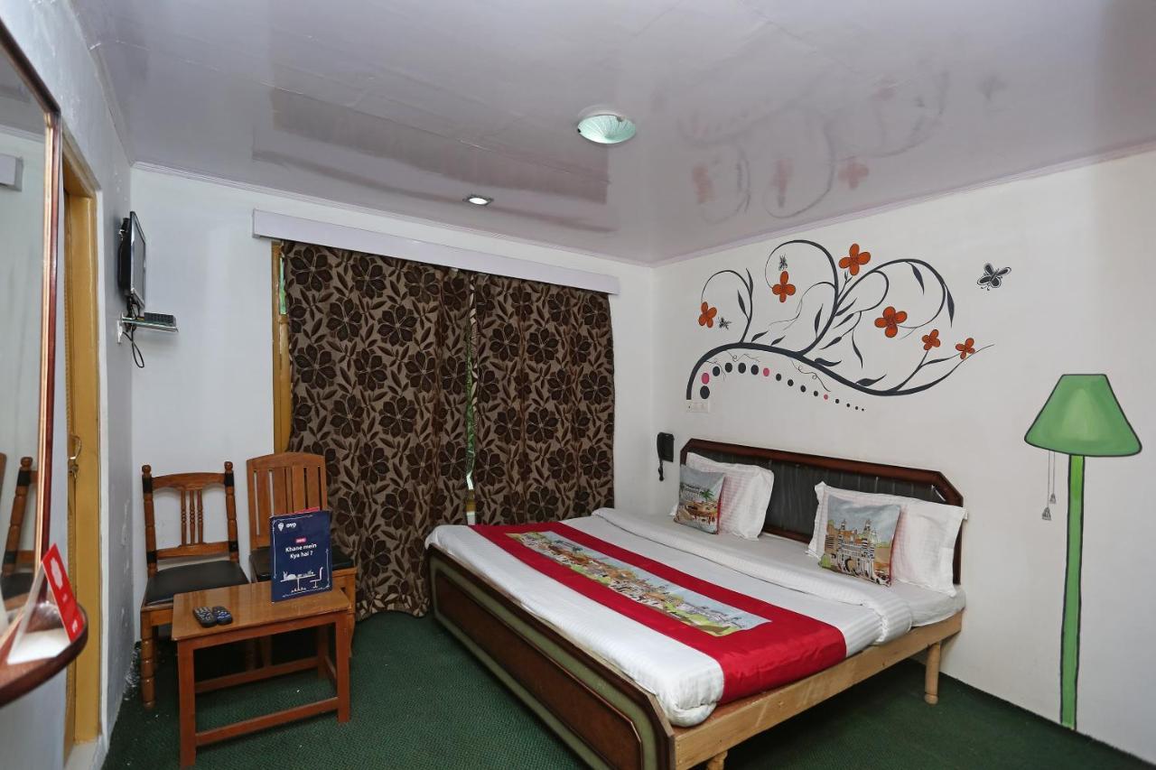 Oyo Flagship Hotel Palace Pahalgām Kültér fotó