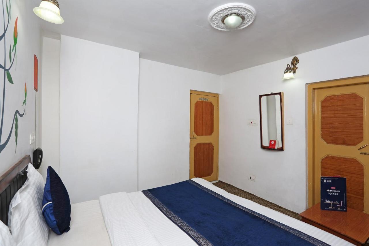 Oyo Flagship Hotel Palace Pahalgām Kültér fotó